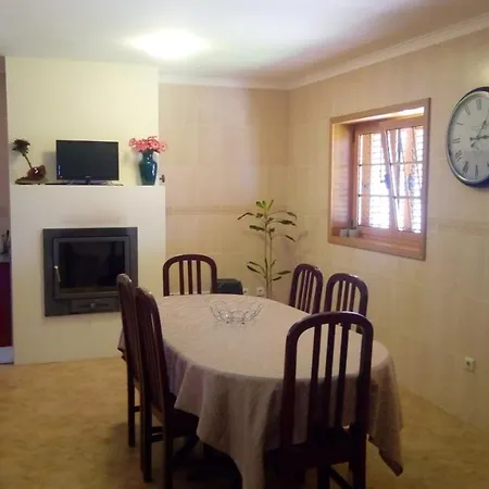 5 Bedrooms With Private Pool Enclosed Garden And Wifi At Portela Villa *